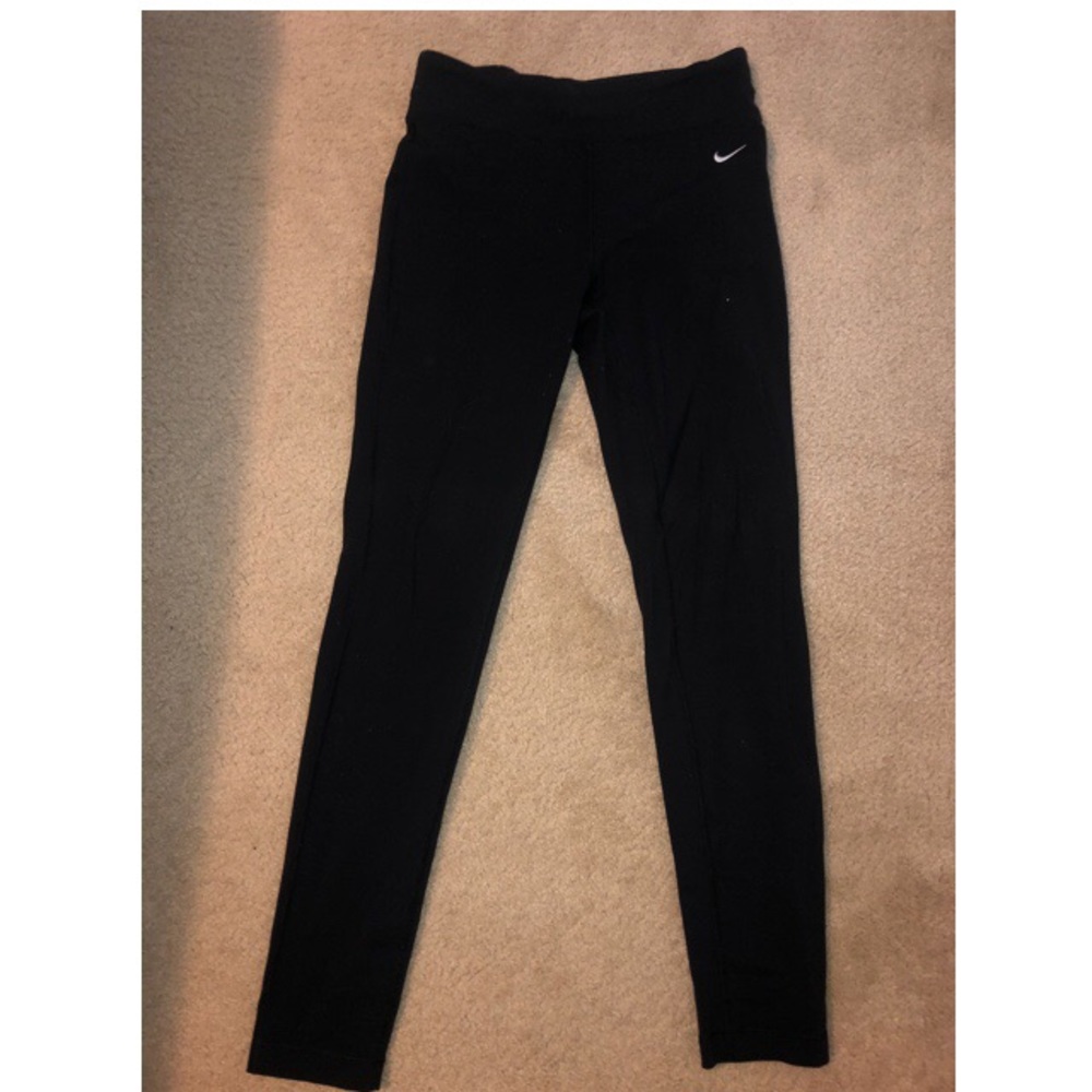 medium Nike dri fit leggings
